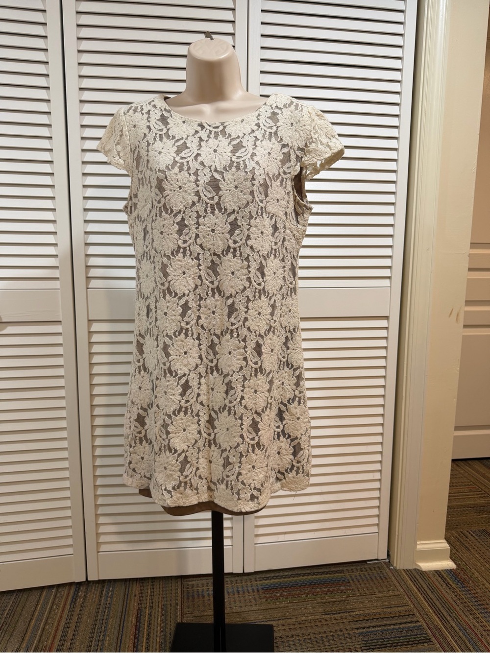 Forever 21 Cream Lace Mini Dress